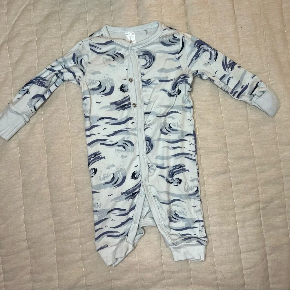Modern Moments Infant Boys Blue Waves Snap front Knit Sleeper Pajamas 0-3 Months